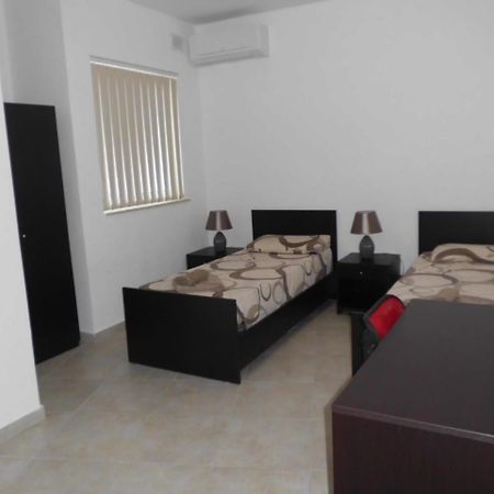 5-Senses Apartment Msida Bagian luar foto