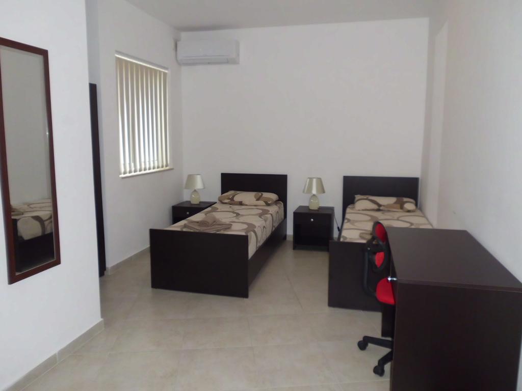 5-Senses Apartment Msida Bagian luar foto